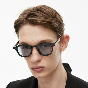 Unawares.男女同款 复古太阳眼镜