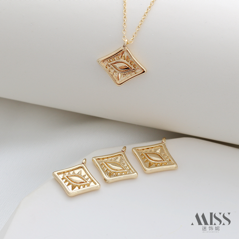 迷饰妮女金属镀金保色设计感吊坠