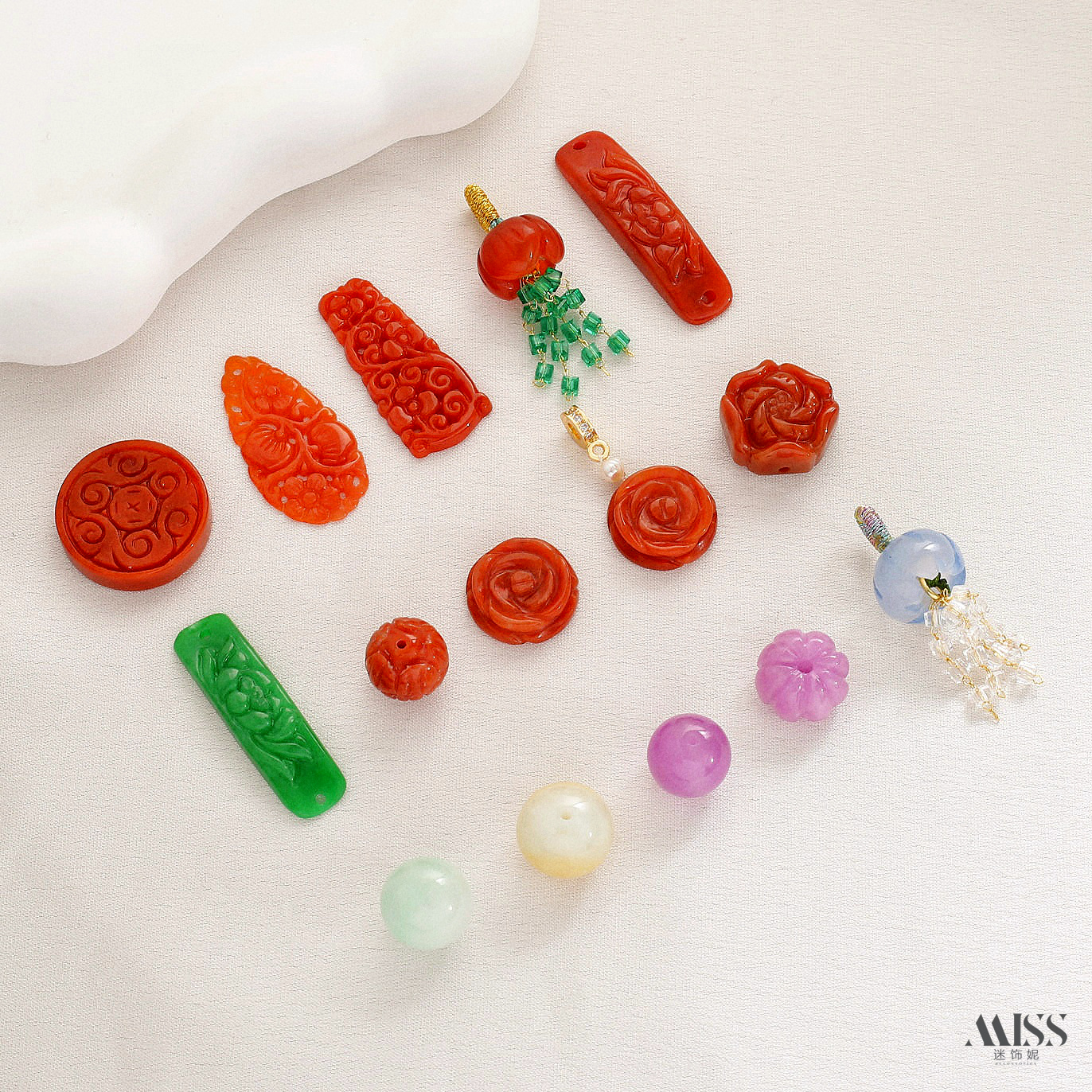 祢饰妮天然你玉石圆珠红翡配件