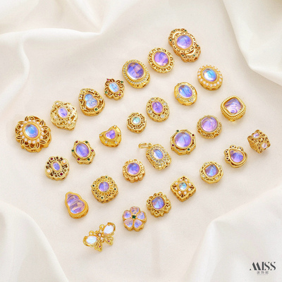 祢饰妮铜镀金镶仿月光石花式隔珠