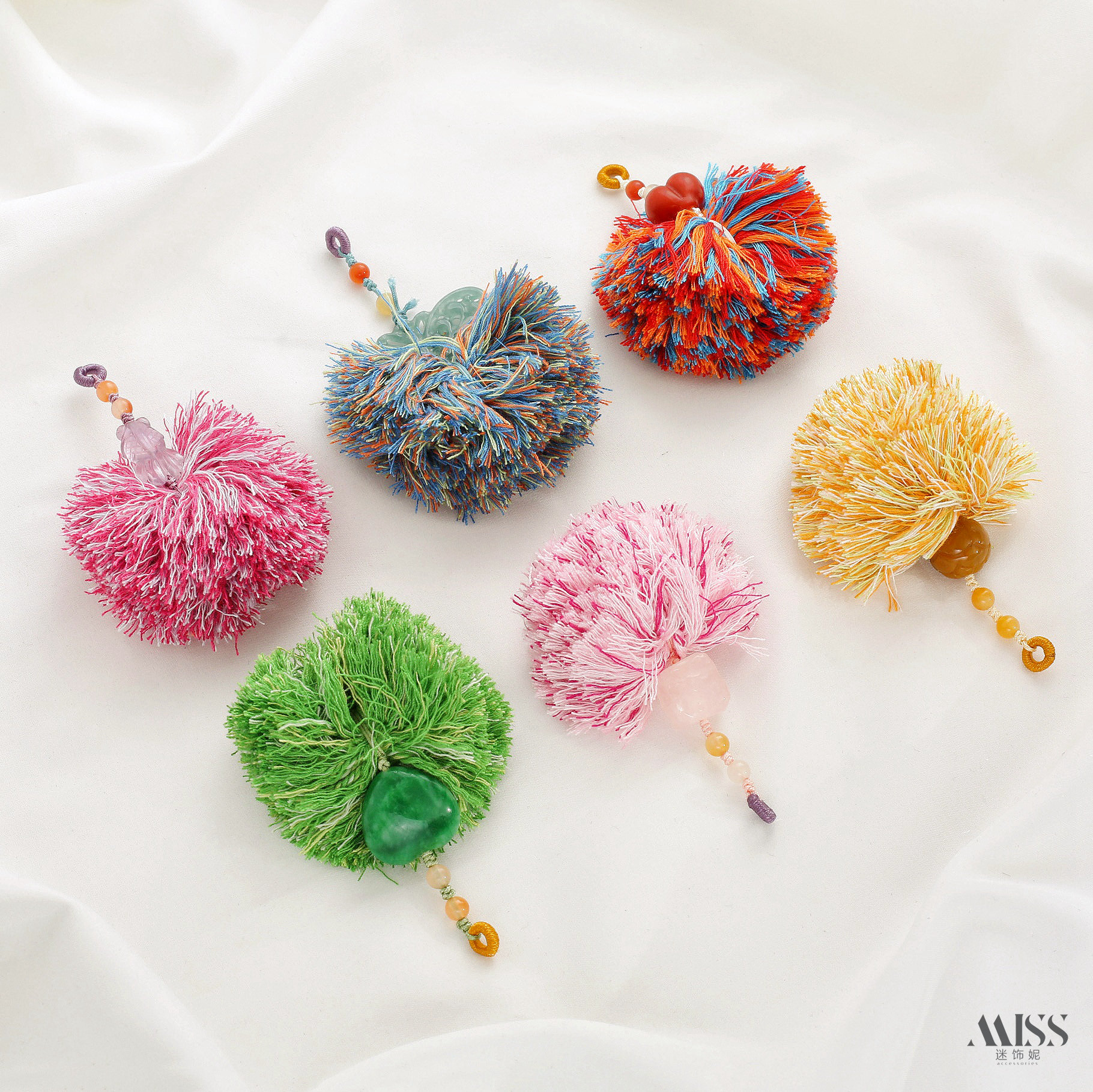 天然石红玛瑙翡翠水晶黄玉编织毛球流苏吊坠diy手机链钥匙扣挂件