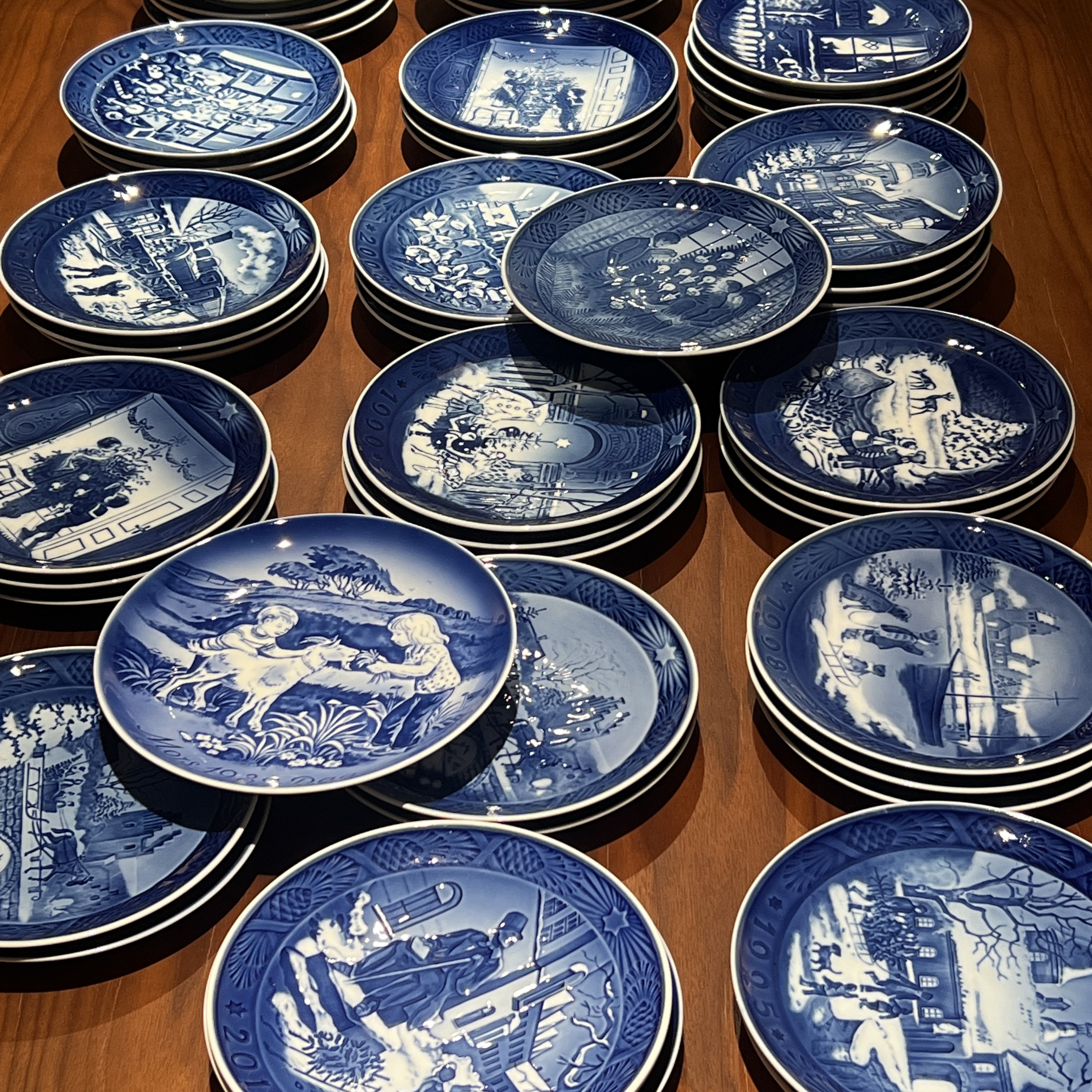 丹麦中古Royal Copenhagen 皇家哥本哈根年份盘纪念盘挂盘赏盘