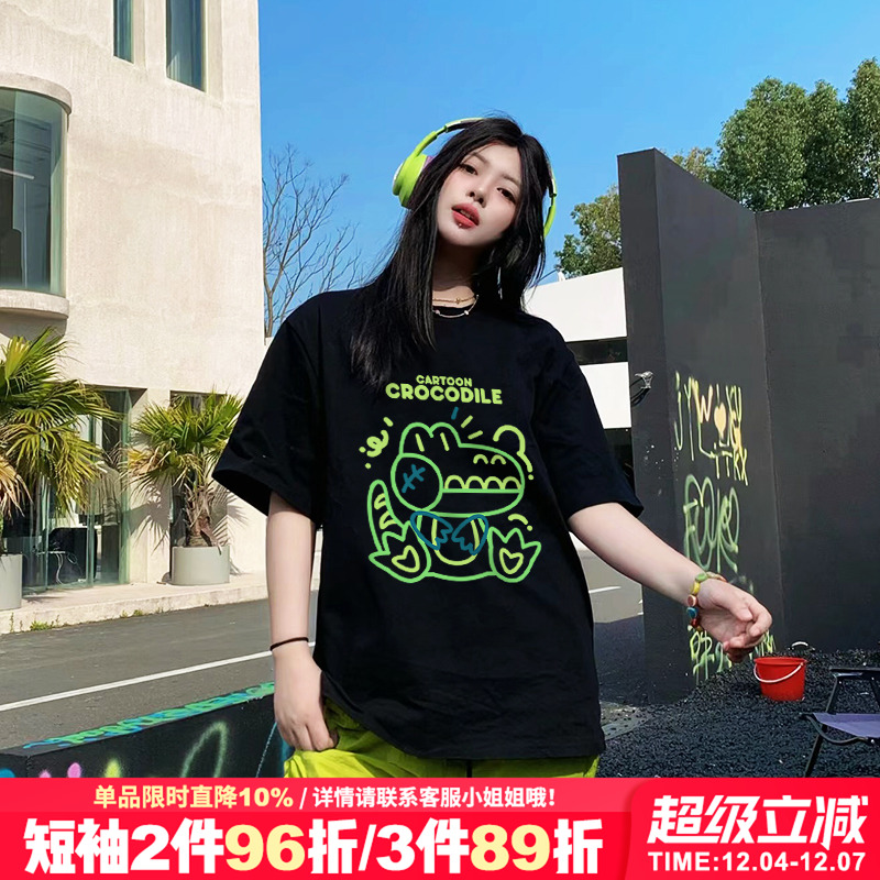 街头风美式大版涂鸦印花短袖女夏