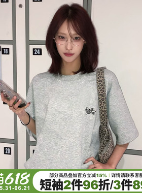 简约风宽松休闲灰色短袖t恤女2026夏季新款设计感字母印花上衣潮