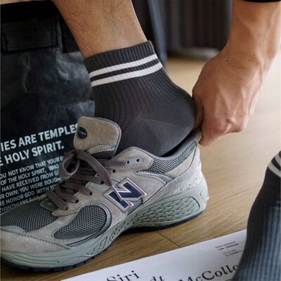 5双袜子男士纯棉吸汗短袜夏季薄款运动短筒条纹男生袜简约百搭