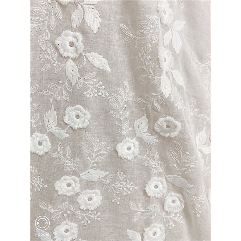 9088棉布立体刺绣白色牛奶丝蕾丝绣花布料春夏女装连衣裙窗帘面料