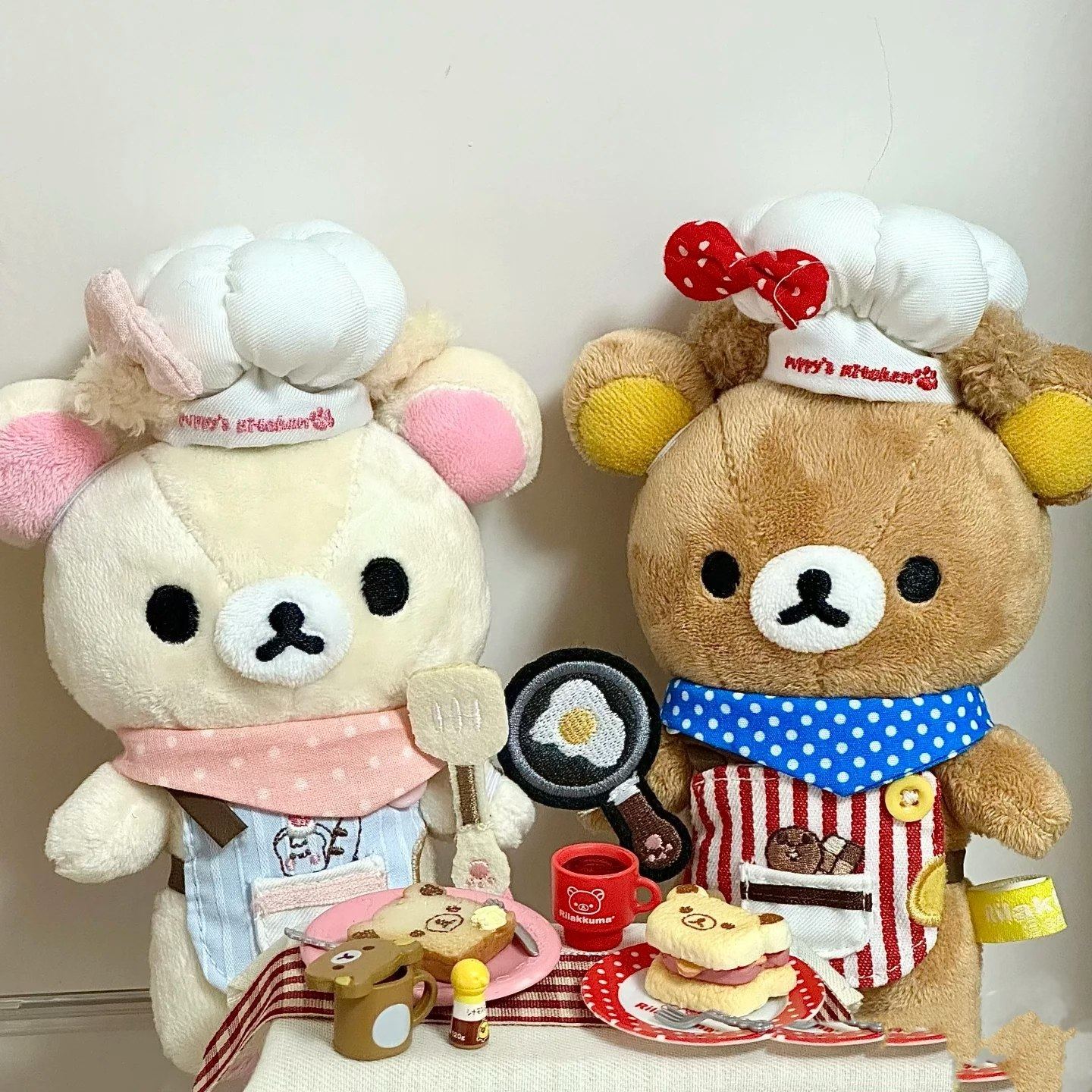 厨师轻松熊娃衣熊哥熊妹日本可爱厨房棉花娃娃女玩偶包包小挂件,模玩/动漫/周边/娃圈三坑/桌游,动漫挂件/文具,淘宝优惠券,粉丝福利购,淘宝优惠卷