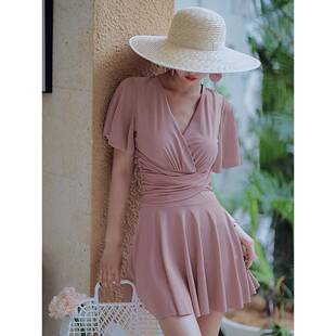 2026新泳装女士的一件式裙子保守的腹部覆盖苗条的外观0310r