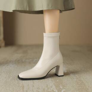 短靴女靴子粗跟高跟鞋弹力春秋冬季新款方头百搭40大尺码女0120r