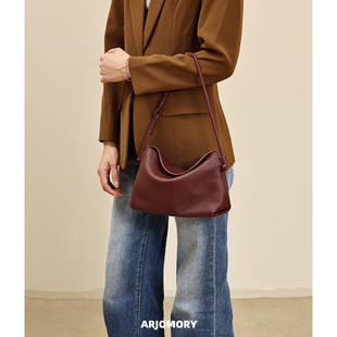 ARJOMORY小众设计复古休闲真皮腋下包女2025早秋高级感单肩斜挎包