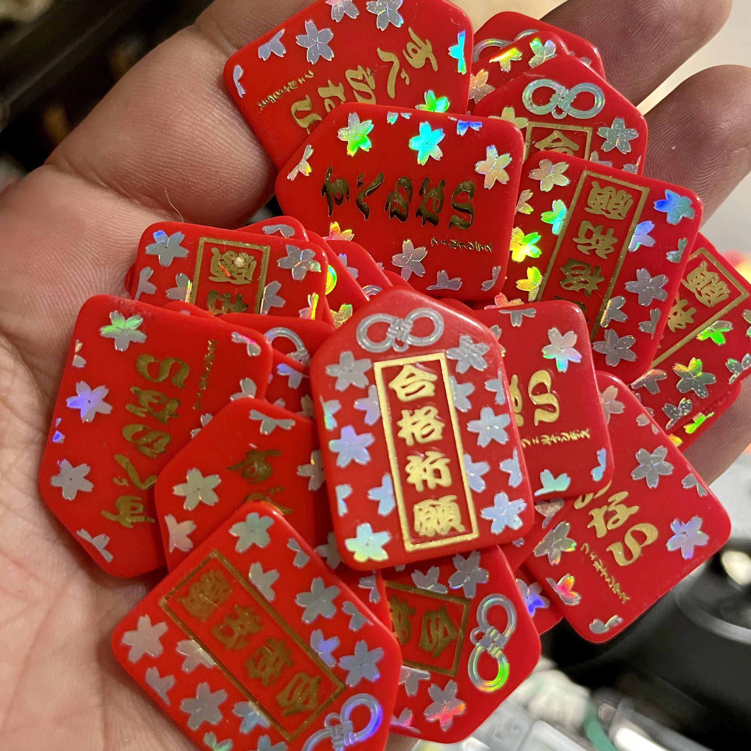 fernandes 合格祈愿  许愿/粉红可爱吉他拨片