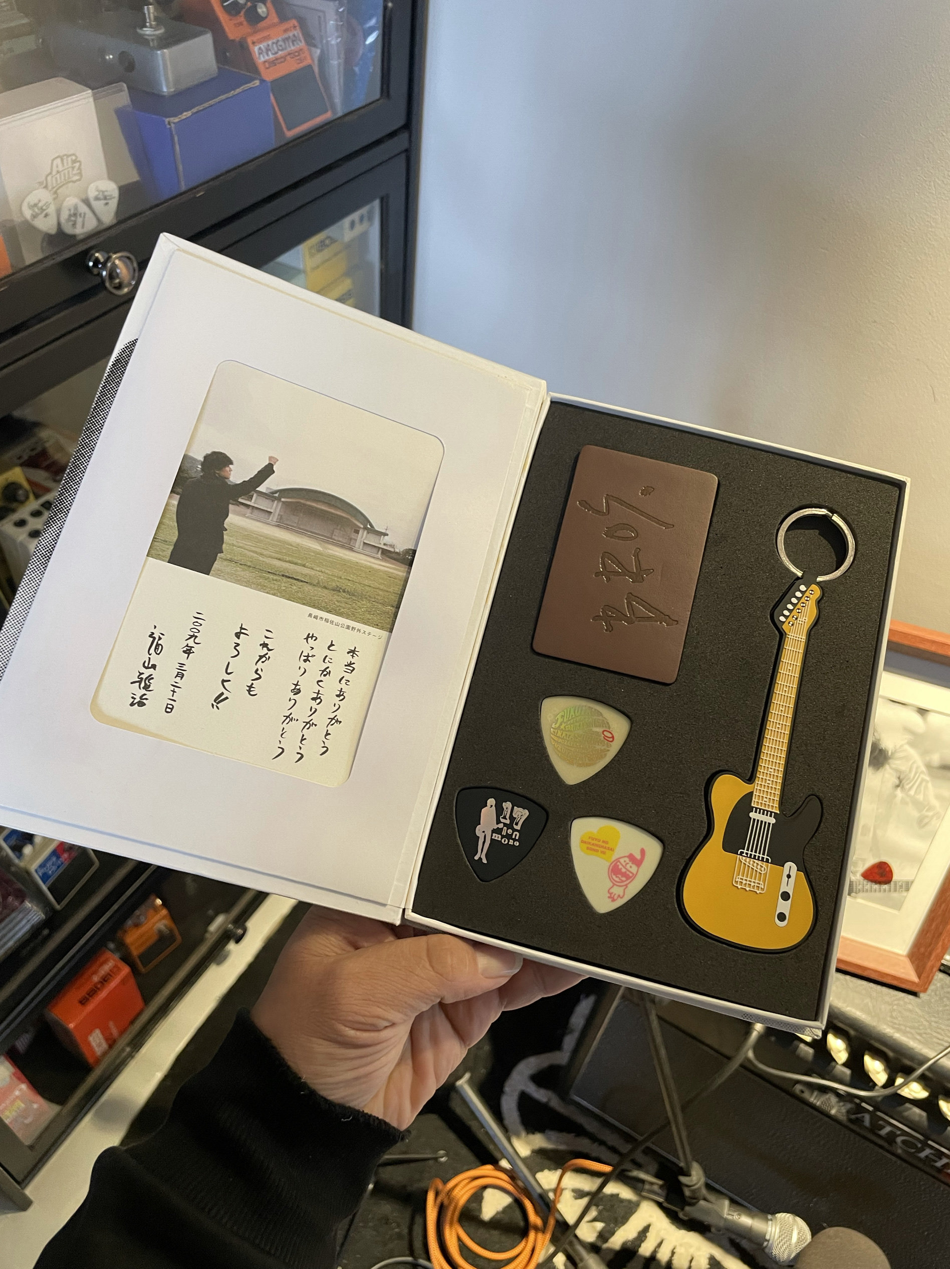 福山雅治2009年 御用签名吉他拨片钥匙扣套装,乐器/吉他/钢琴/配件,拨片/拨片套,淘宝优惠券,粉丝福利购,淘宝优惠卷