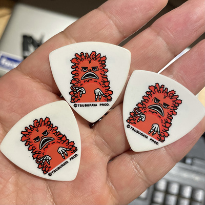 绝版日产fernandes小怪兽图案吉他拨片