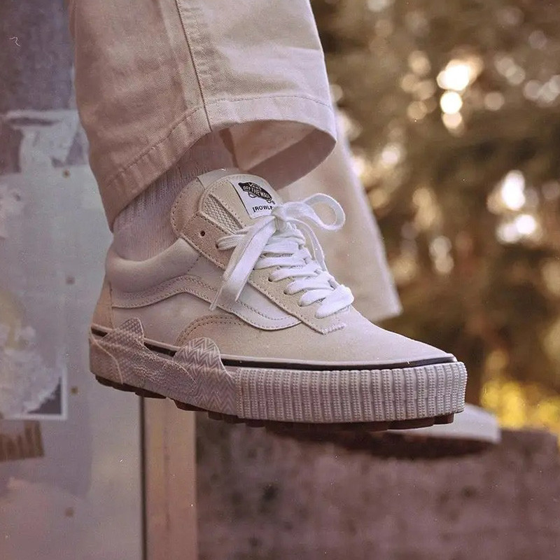 VANS解构拼接情侣板鞋高帮休闲鞋