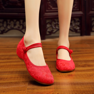 跳舞红布鞋 秧歌鞋老北京红布鞋女民族风古风汉服绣花软底舞蹈鞋