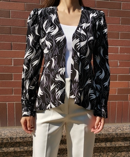 id8no 法~~ 印花 褶肩线条 复古时髦衬衫