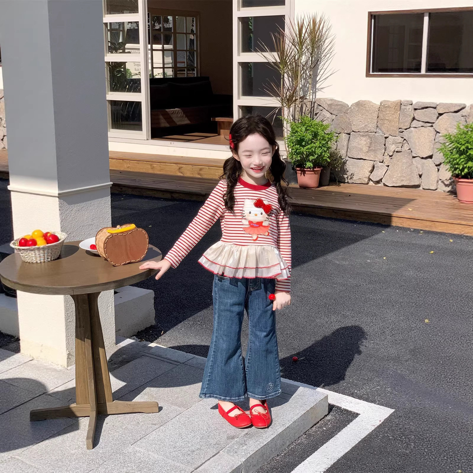 2026春季新款 韩版女童kt猫咪印花条纹拼接花边打底衫+牛仔喇叭裤