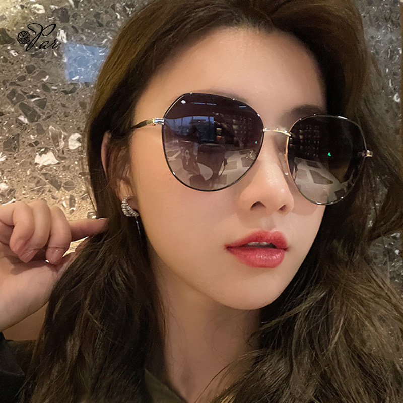 墨镜女2026新款时尚高级感显瘦开车专用太阳眼镜防紫外线偏光镜片