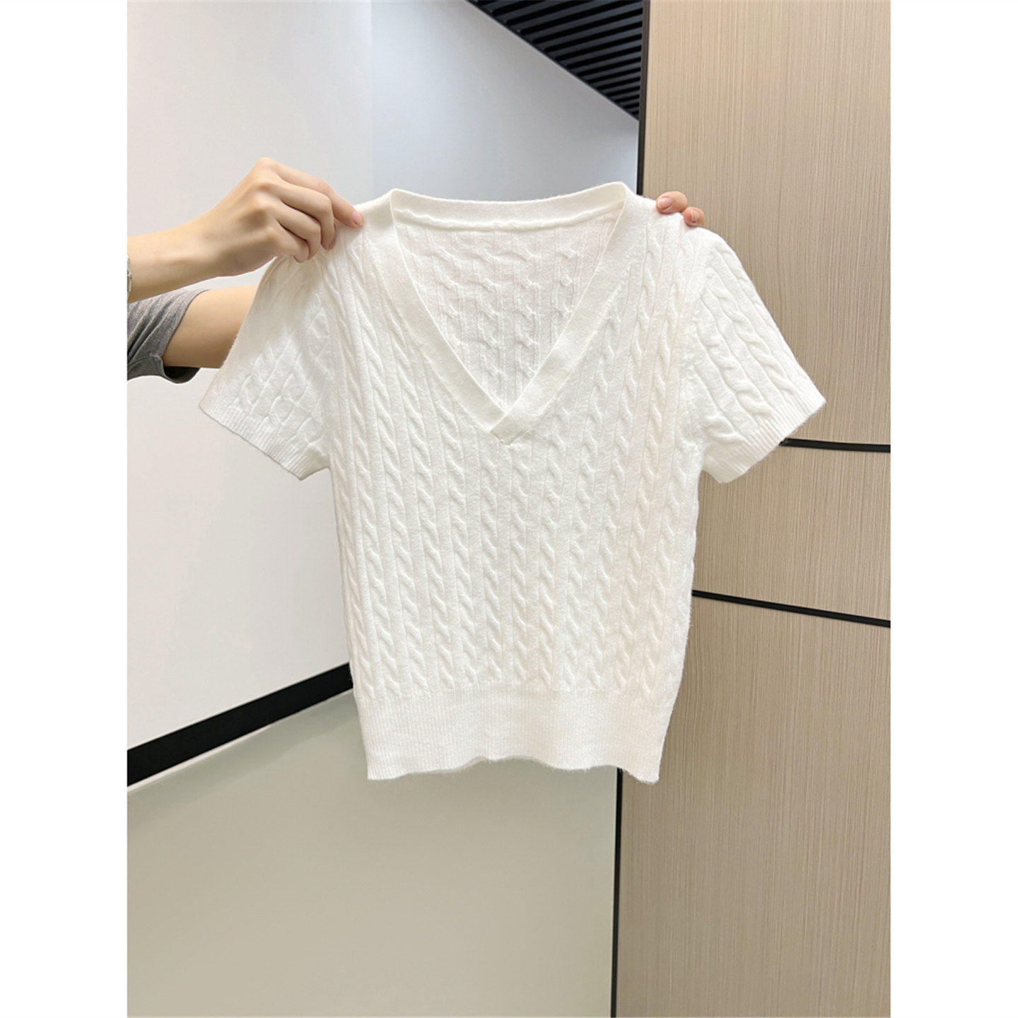 复古学院风麻花针织衫上衣夏季韩系ins修身短款正肩白色t恤女短袖