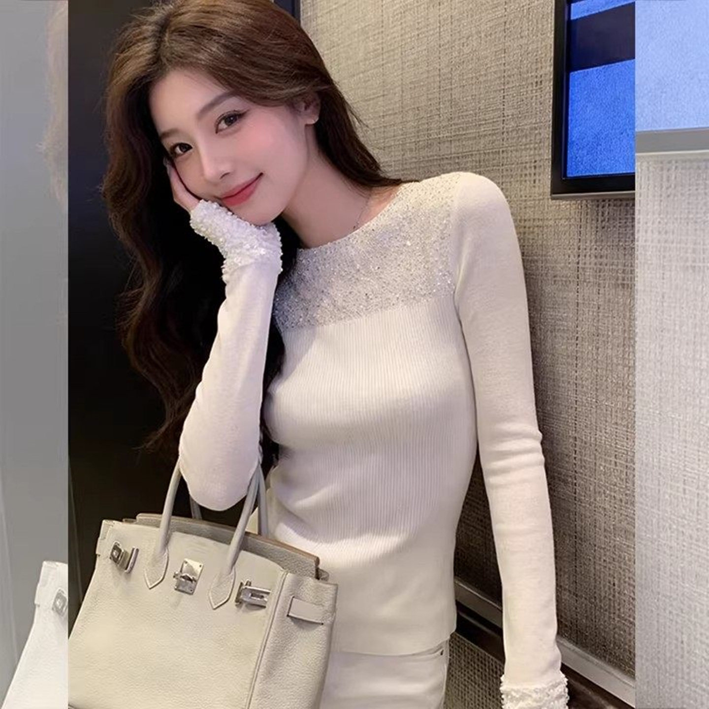 重工烫钻亮闪闪白色针织衫女长袖早春毛衣内搭打底衫修身气质上衣图片