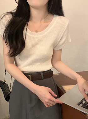 圆领正肩白色t恤女短袖夏季低领修身短款设计感小众冰丝针织上衣