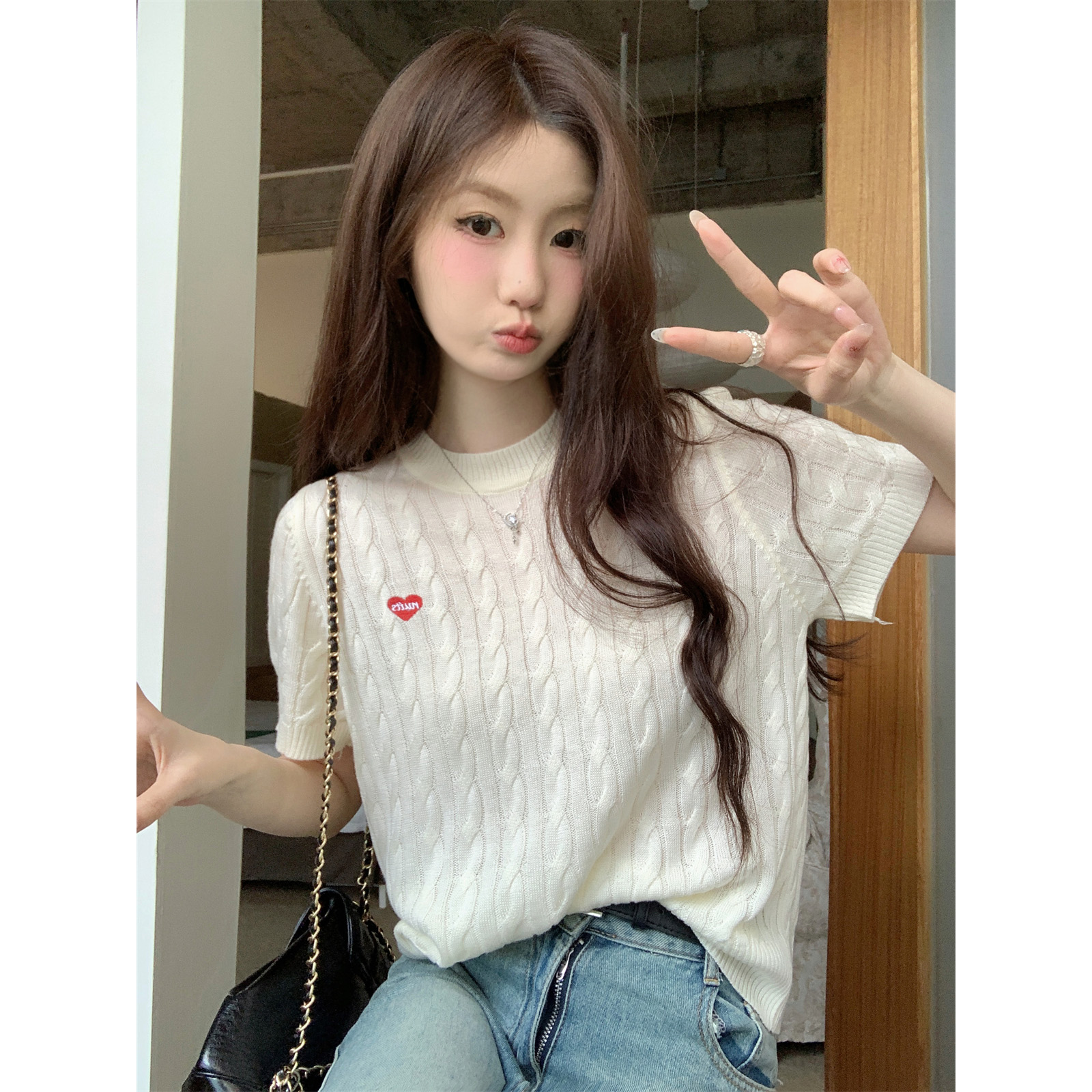 正肩t恤女短袖夏季设计感小众宽松显瘦洋气减龄刺绣麻花针织上衣