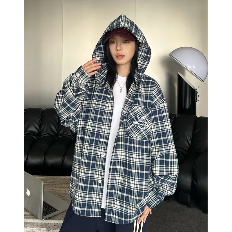 蓝白色格子长袖衬衫男连帽衬衣