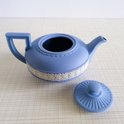 英国wedgwood埃及浮雕小壶欧式陶瓷工艺品装饰摆件精品珍藏版礼品