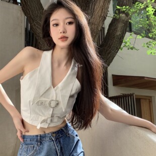 甜辣jazz上衣美式小心机大翻领v领白色短款简约爵士舞穿搭衣服装