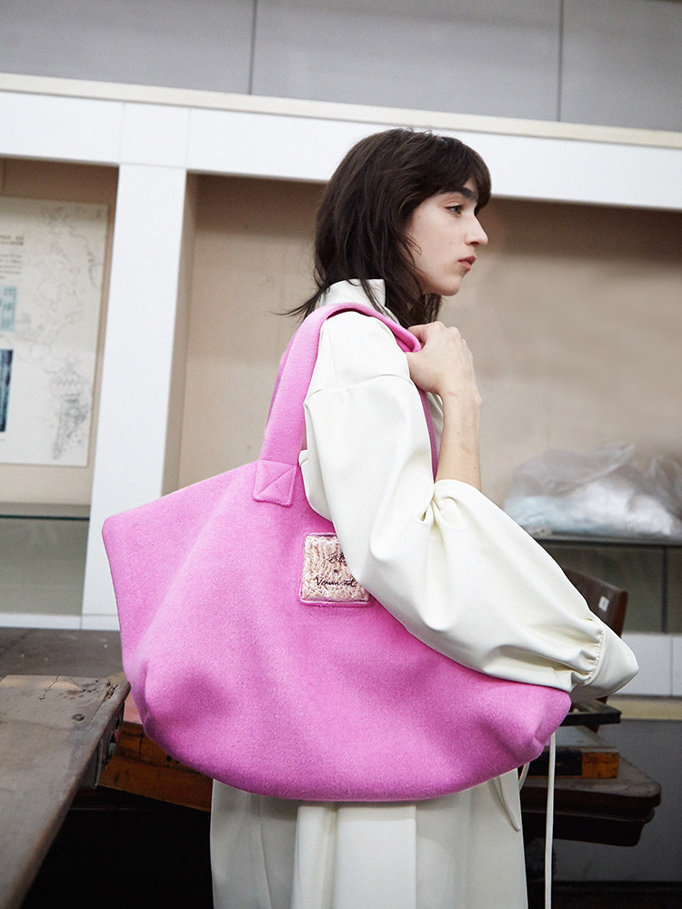 Venvennet X 赵赵艺术家联名款泡面包正品方便面包包羊毛托特女8