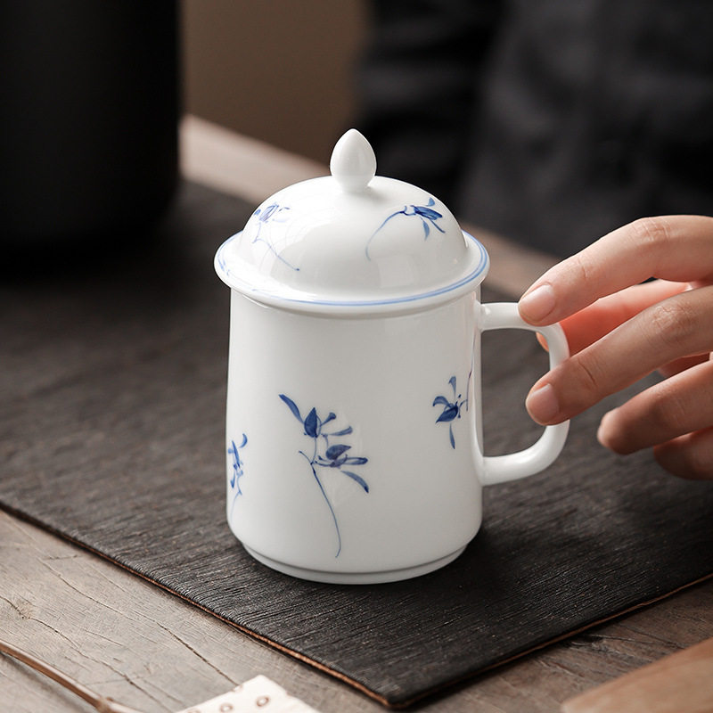 纯手绘蝴蝶兰花办公杯化白瓷马克杯带盖过滤三件套大容量茶水杯