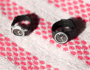 现货 1/6兵人蝙蝠侠大本 阿诺手表模型玩具 兵人场景配件手办模型