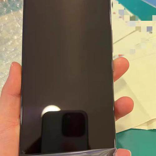 纬图iVERTU5G屏幕威图