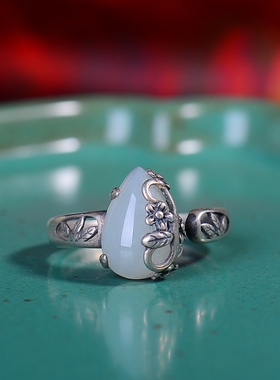 S925银镀18K金镶和田玉白玉水滴女宫廷复古戒指戒圈汉服配饰指环