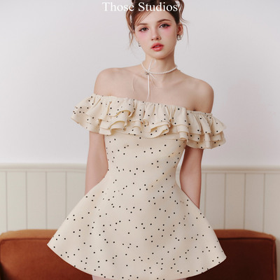 抹胸一字肩波点吊带连衣裙