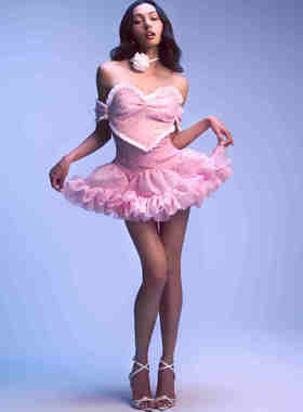 NANA代购【ninisesi】粉色抹胸爱心一字肩蛋糕裙蓬蓬连衣裙