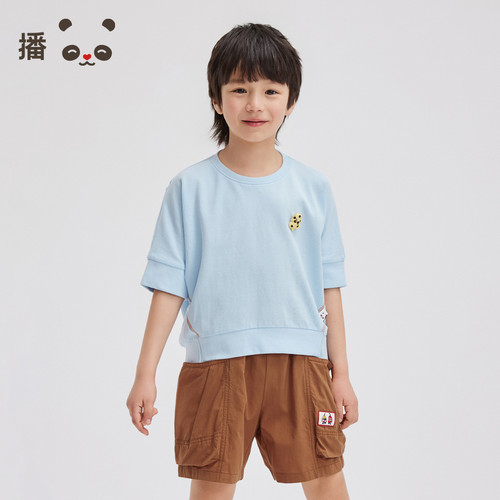 休闲圆领，罗纹领口