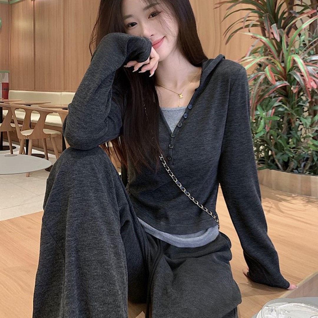 V领卫衣休闲套装女春秋阔腿拖地裤时尚洋气长袖慵懒两件套高级感