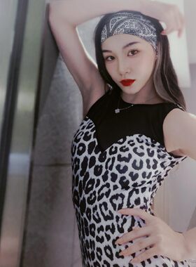 BQueen舞服夏季新款成人女拉丁国标练习服黑白豹纹网纱拼接连体衣
