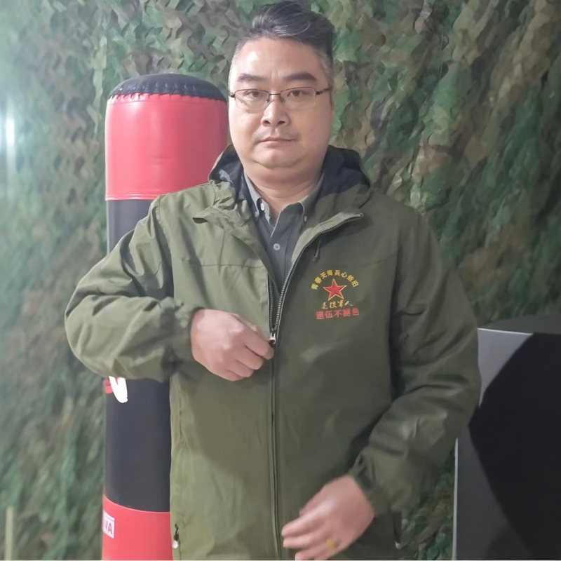 情怀冲锋衣可定制入伍年份