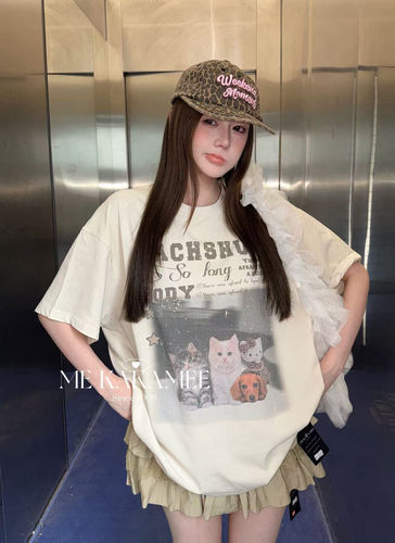 ME KAKAMEE夏新品洗水工艺喷画猫咪大版短袖T恤休闲上衣女9367