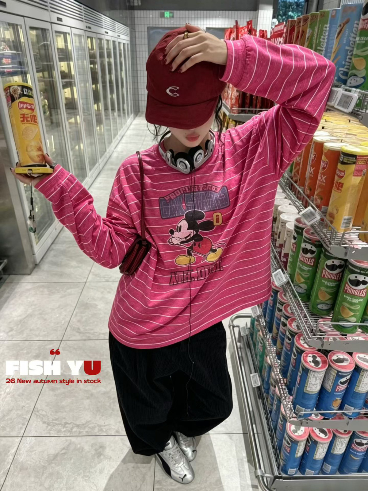 FISH YU新款美式复古卡通米奇白墨印花宽条纹圆领宽松大版长袖T恤