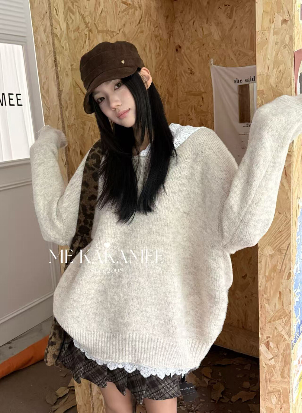 ME KAKAMEE冬新品韩代设计感蕾丝拼接连帽保暖毛衣针织衫女862