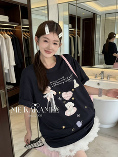 ME KAKAMEE夏新品喷画萌宠小狗设计感大版短袖T恤上衣女休闲9251