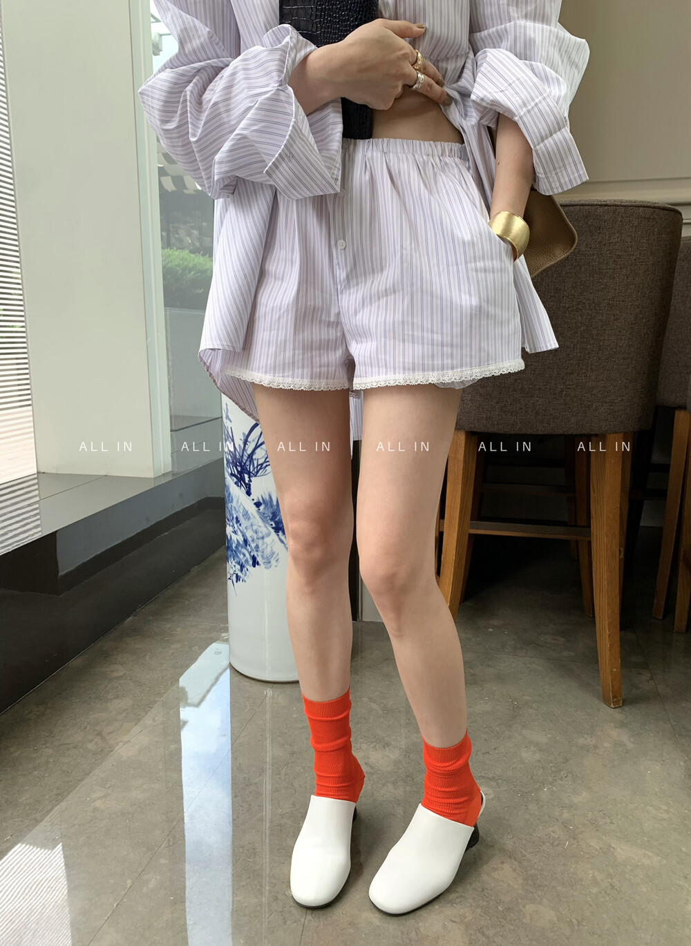 ALL IN早秋新款韩版简约韩系蕾丝拼接竖条慵懒休闲短裤女5115
