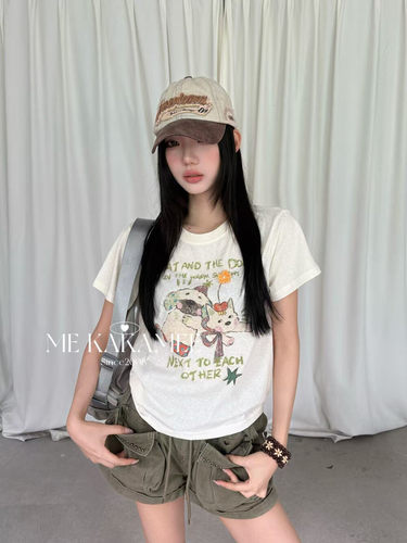 ME KAKAMEE夏新品喷画小狗立体花朵设计常规T恤休闲短袖T恤9513