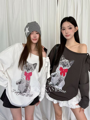 ME KAKAMEE秋新品喷画猫咪可绑带可挂脖设计斜肩卫衣大版女8892