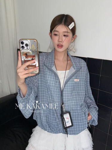 ME KAKAMEE夏新品小标格纹防晒夹克短外套 配挂饰胸牌9273