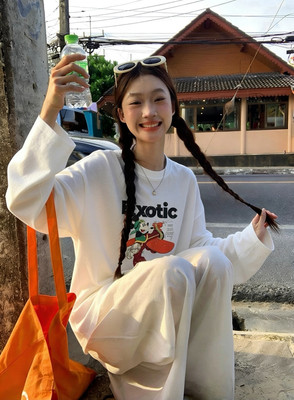 KEYBOARD春新款休闲韩版彩色卡通米奇图案宽松长袖T恤 9063