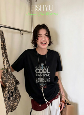 FISH YU美式复古COOL可乐瓶白墨印花字母线条刺绣正肩圆领短袖T恤
